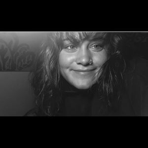 Meet your Posher, Ella